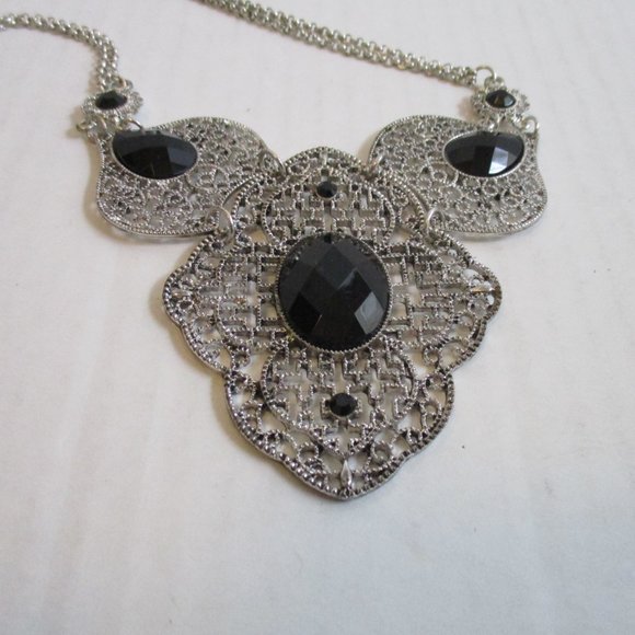 *BOHO Silver Filigree and Black Faceted Gems Necklace - Picture 2 of 5